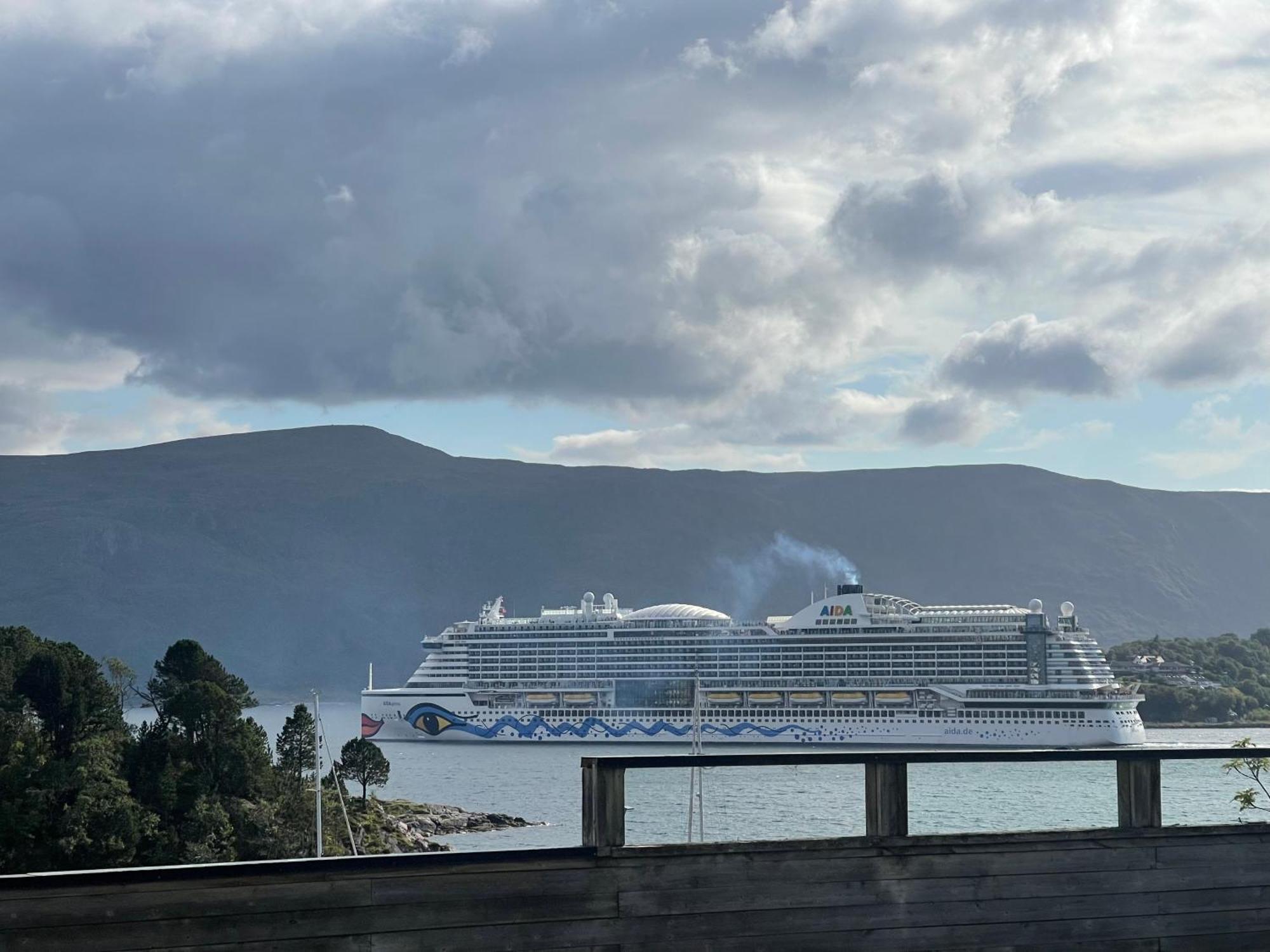 Fjord View Apartment In Alesund With Free Parking Zewnętrze zdjęcie